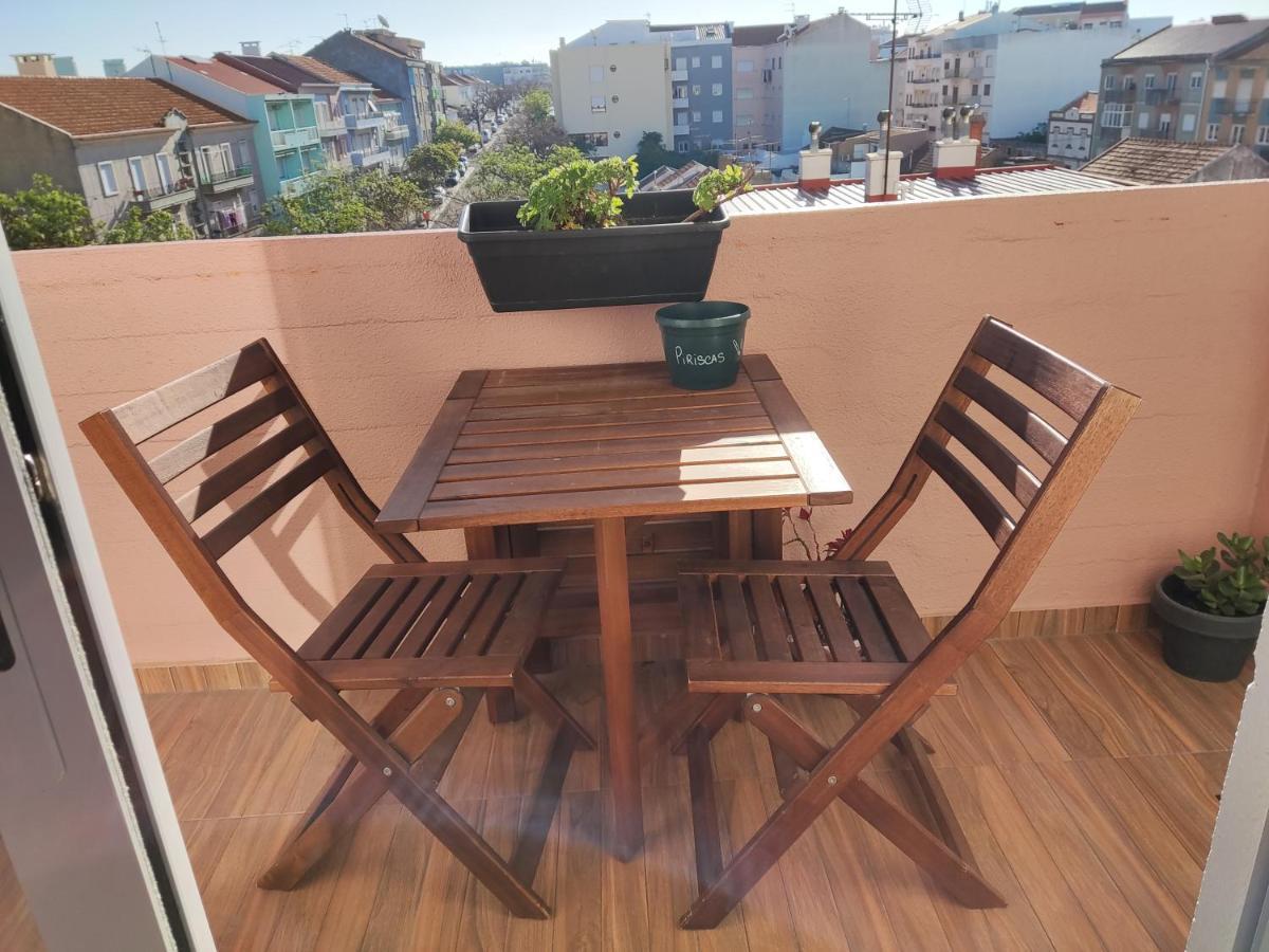 M&H Loft - Apartamento T2 Em Setúbal Exteriör bild