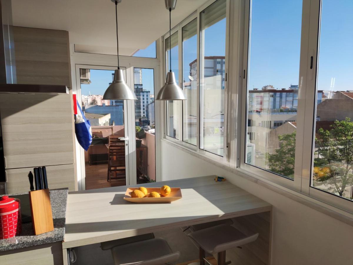 M&H Loft - Apartamento T2 Em Setúbal Exteriör bild