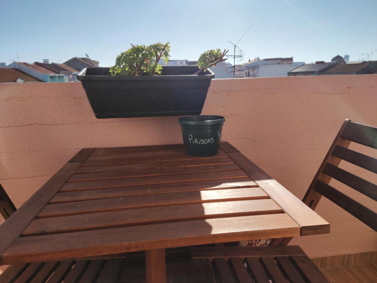 M&H Loft - Apartamento T2 Em Setúbal Exteriör bild