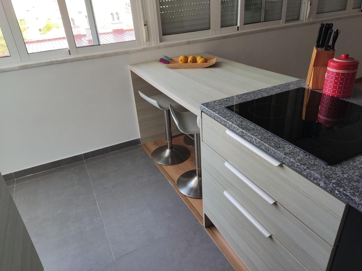 M&H Loft - Apartamento T2 Em Setúbal Exteriör bild